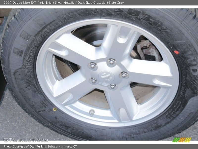 Bright Silver Metallic / Dark Slate Gray/Light Slate Gray 2007 Dodge Nitro SXT 4x4