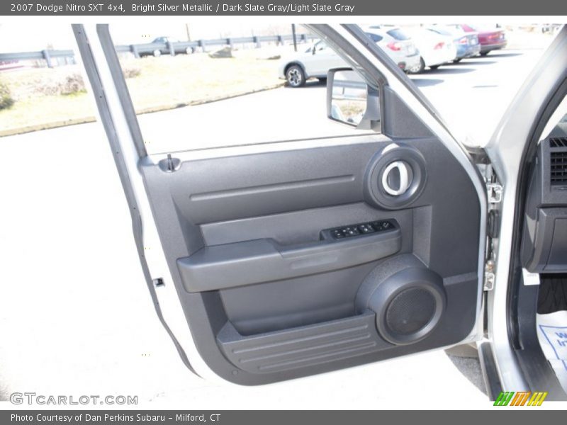 Bright Silver Metallic / Dark Slate Gray/Light Slate Gray 2007 Dodge Nitro SXT 4x4
