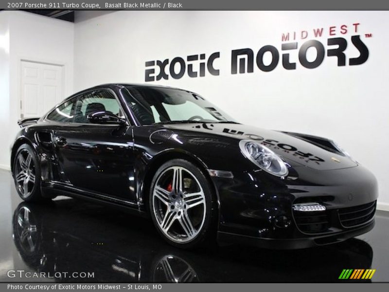 Front 3/4 View of 2007 911 Turbo Coupe