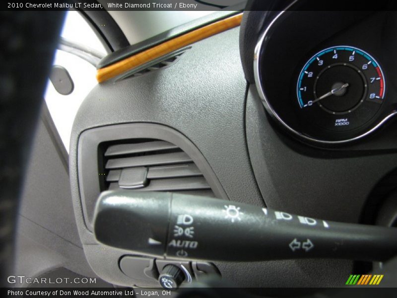 White Diamond Tricoat / Ebony 2010 Chevrolet Malibu LT Sedan