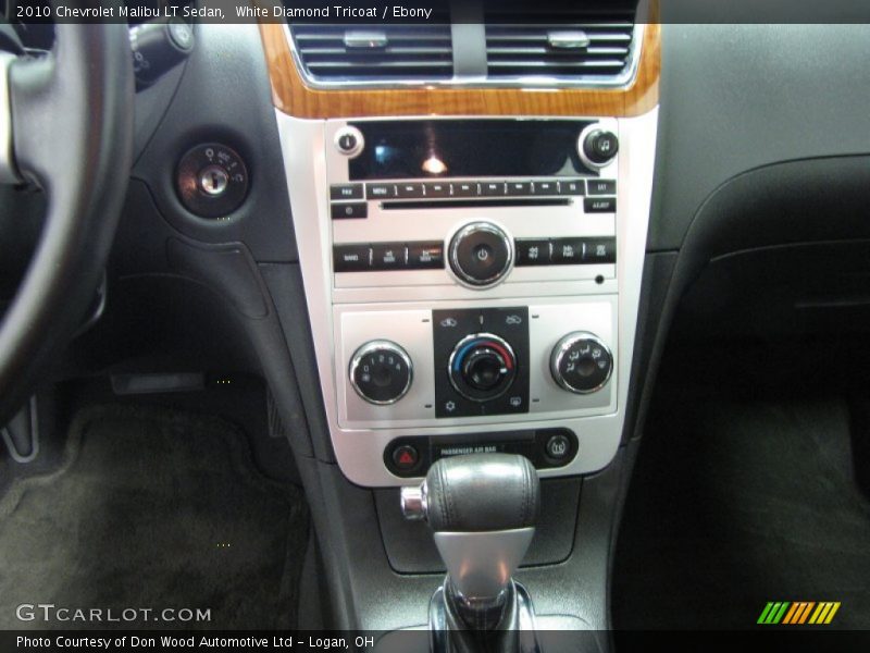 White Diamond Tricoat / Ebony 2010 Chevrolet Malibu LT Sedan