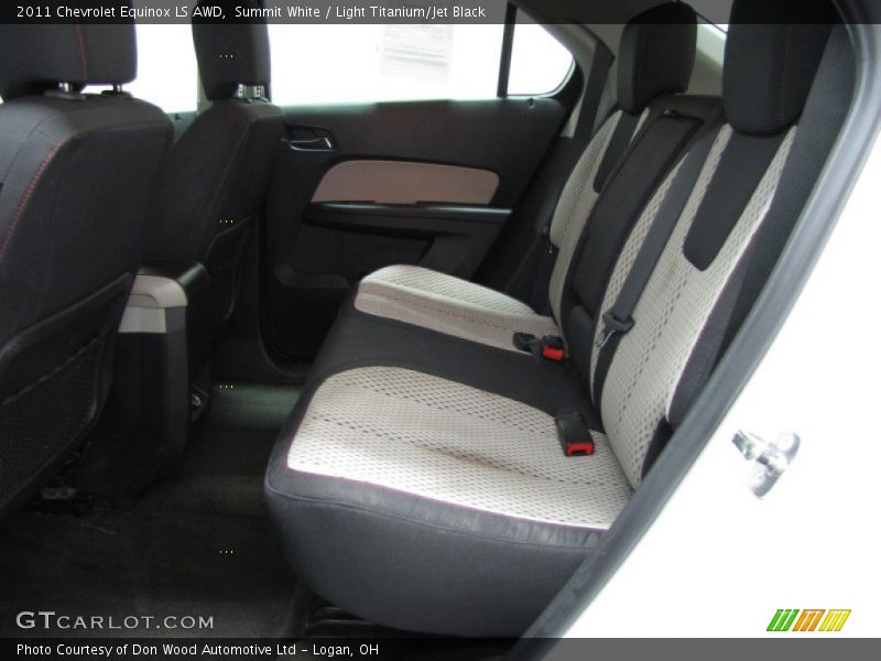 Summit White / Light Titanium/Jet Black 2011 Chevrolet Equinox LS AWD