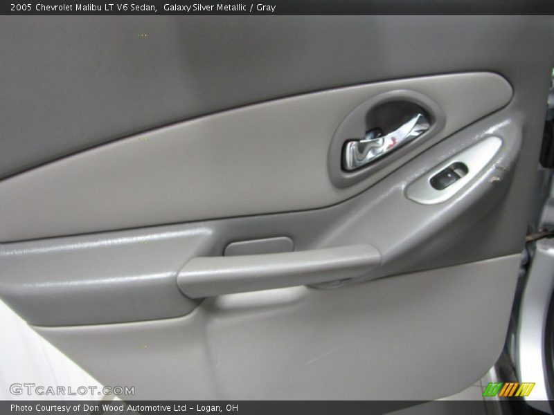 Galaxy Silver Metallic / Gray 2005 Chevrolet Malibu LT V6 Sedan