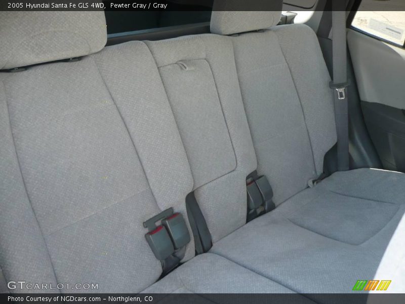 Pewter Gray / Gray 2005 Hyundai Santa Fe GLS 4WD