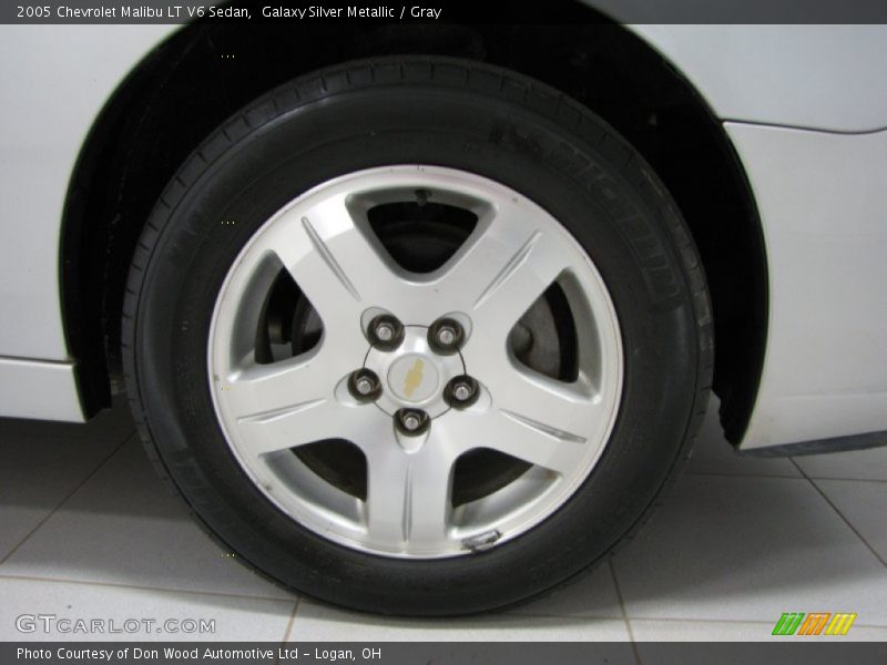 Galaxy Silver Metallic / Gray 2005 Chevrolet Malibu LT V6 Sedan