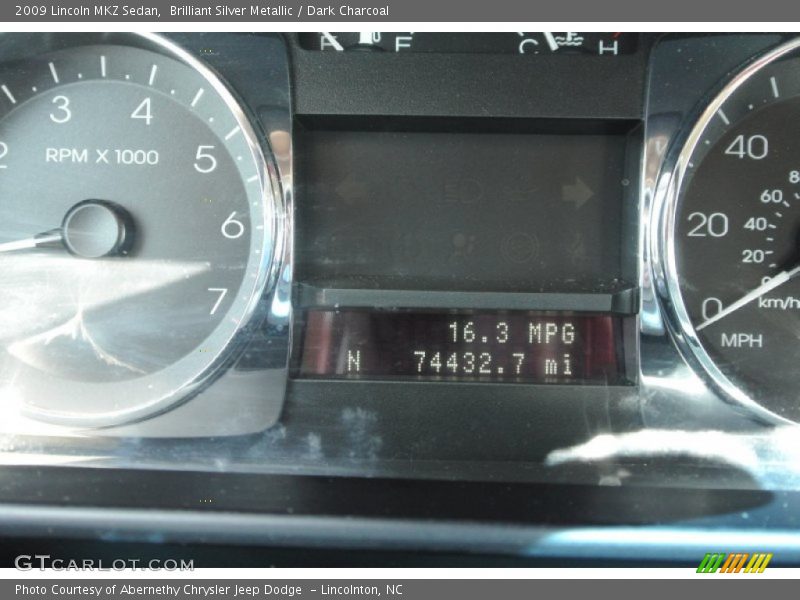 Brilliant Silver Metallic / Dark Charcoal 2009 Lincoln MKZ Sedan