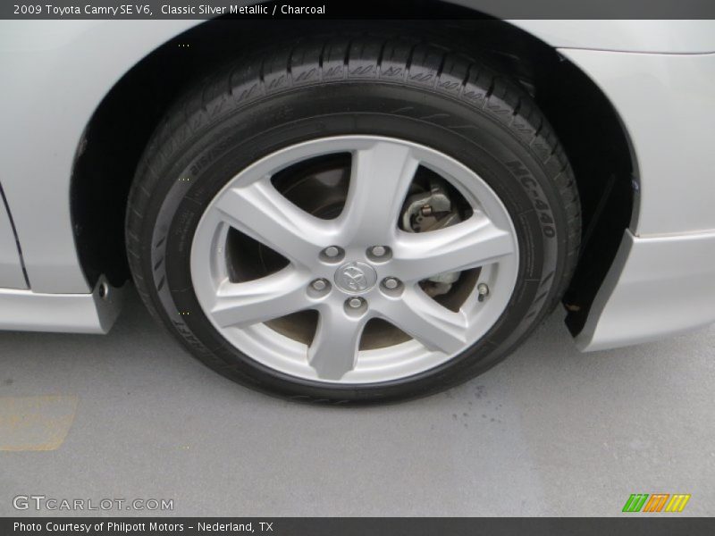 Classic Silver Metallic / Charcoal 2009 Toyota Camry SE V6