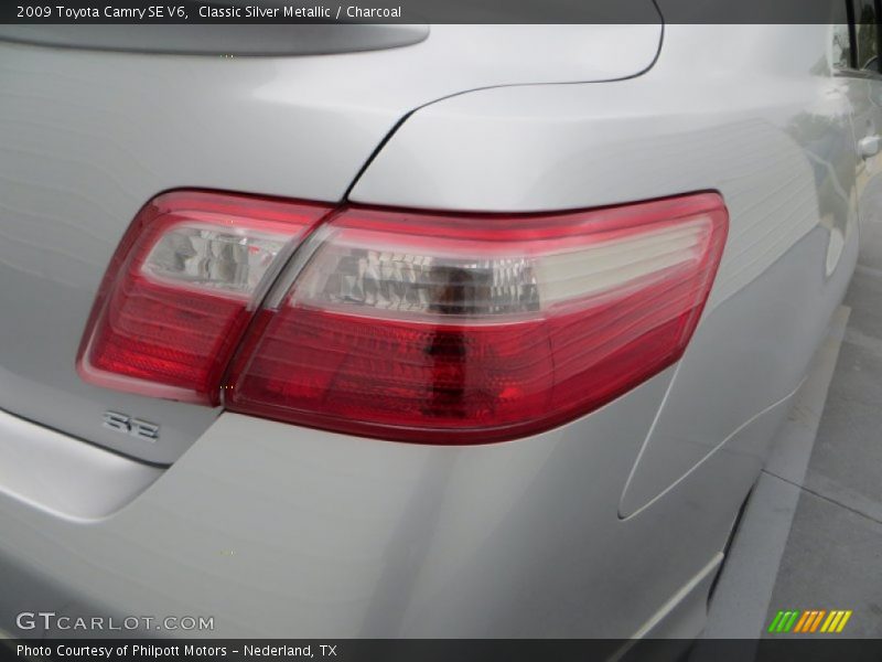 Classic Silver Metallic / Charcoal 2009 Toyota Camry SE V6