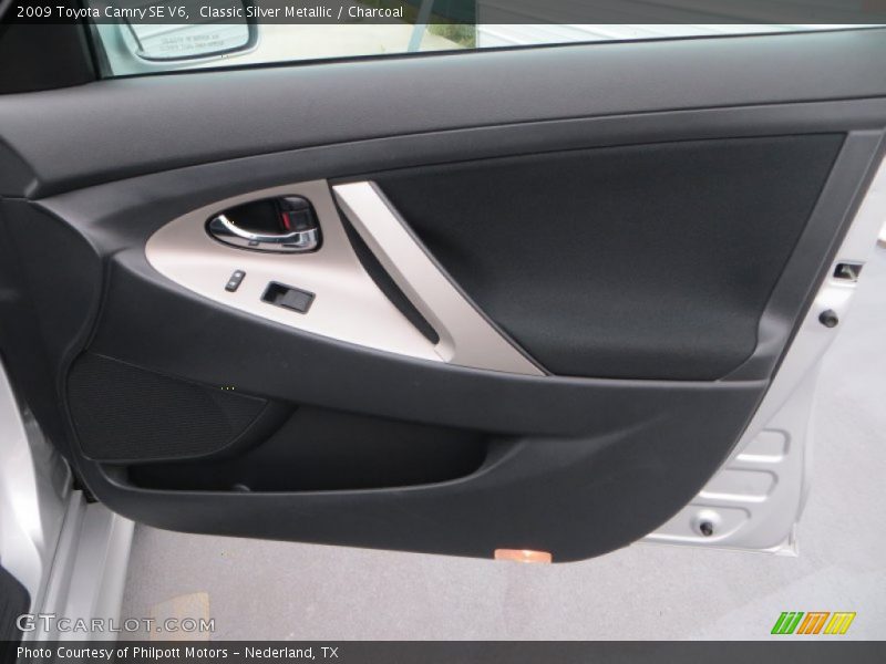 Classic Silver Metallic / Charcoal 2009 Toyota Camry SE V6