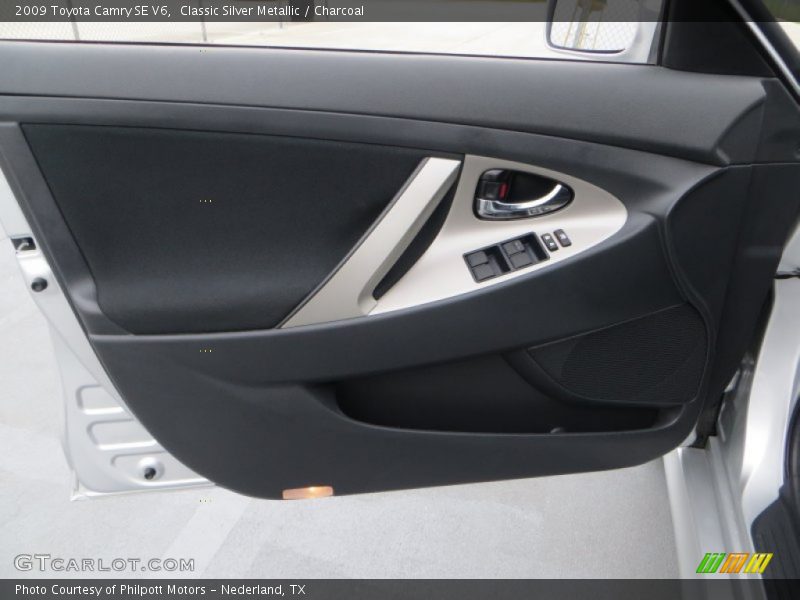 Classic Silver Metallic / Charcoal 2009 Toyota Camry SE V6