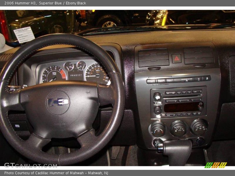 Superior Blue / Ebony Black 2006 Hummer H3