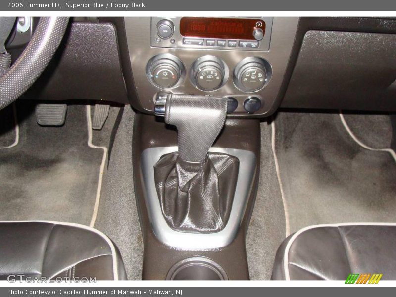 Superior Blue / Ebony Black 2006 Hummer H3