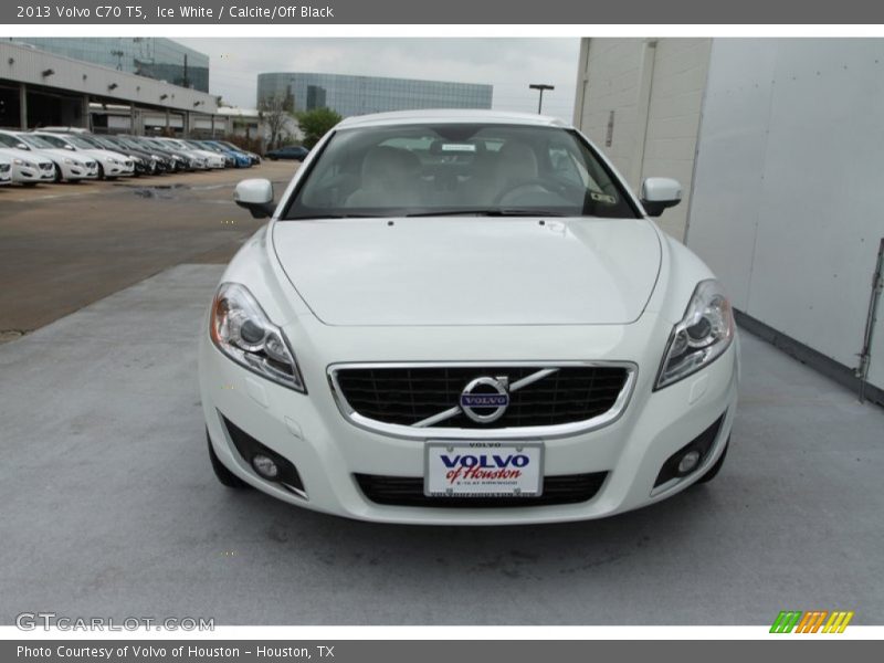 Ice White / Calcite/Off Black 2013 Volvo C70 T5