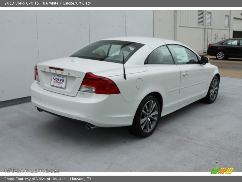 Ice White / Calcite/Off Black 2013 Volvo C70 T5