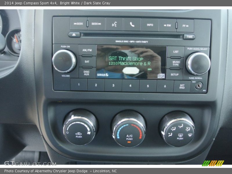 Bright White / Dark Slate Gray 2014 Jeep Compass Sport 4x4