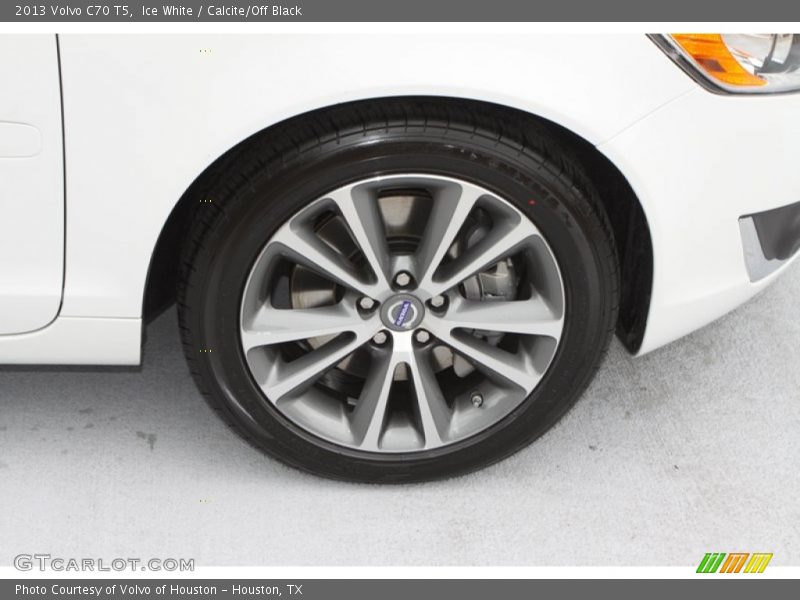 Ice White / Calcite/Off Black 2013 Volvo C70 T5