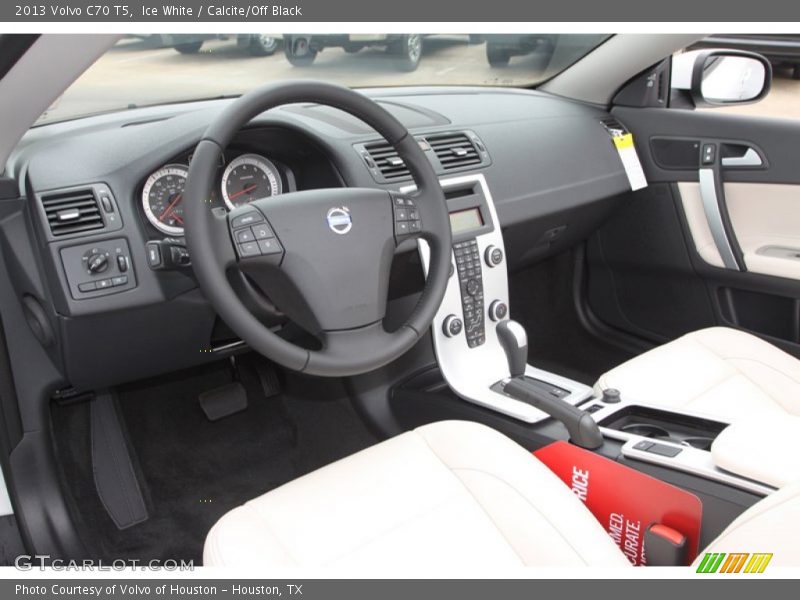 Ice White / Calcite/Off Black 2013 Volvo C70 T5