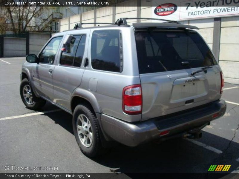 Sierra Silver Metallic / Gray 1999 Nissan Pathfinder XE 4x4