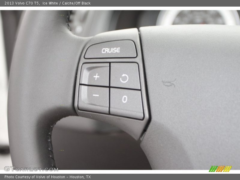 Ice White / Calcite/Off Black 2013 Volvo C70 T5