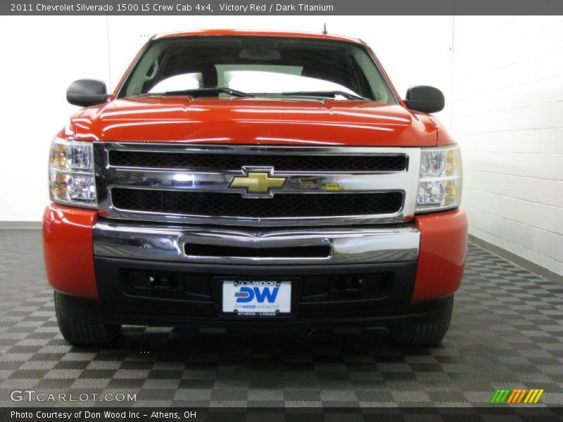 Victory Red / Dark Titanium 2011 Chevrolet Silverado 1500 LS Crew Cab 4x4