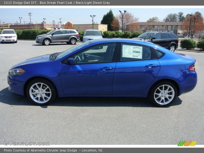  2013 Dart SXT Blue Streak Pearl Coat