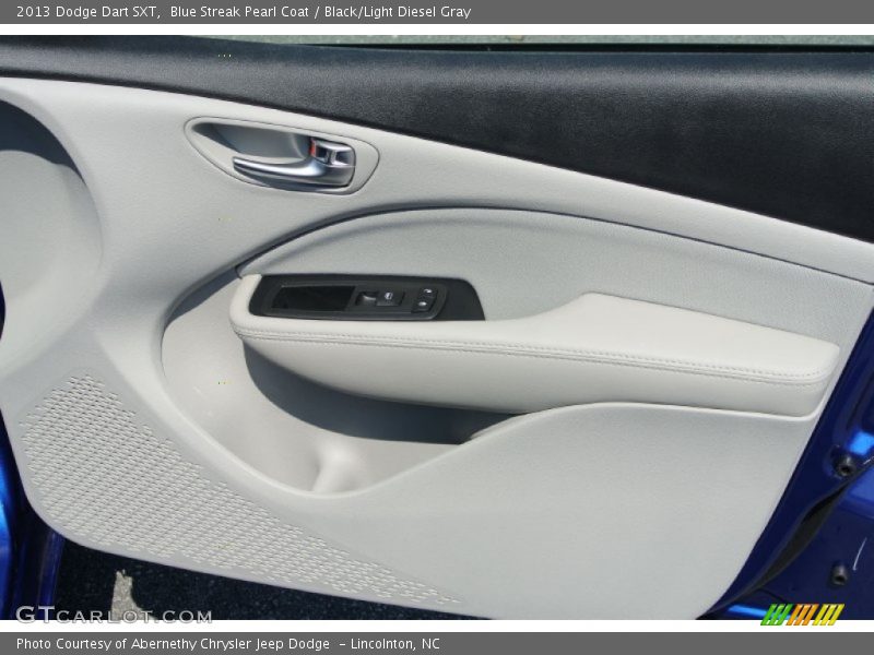 Blue Streak Pearl Coat / Black/Light Diesel Gray 2013 Dodge Dart SXT