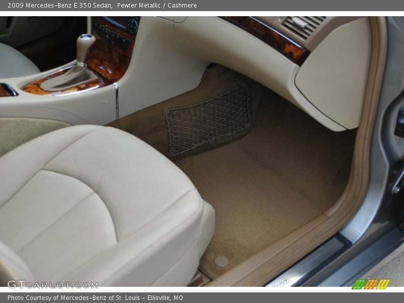 Pewter Metallic / Cashmere 2009 Mercedes-Benz E 350 Sedan