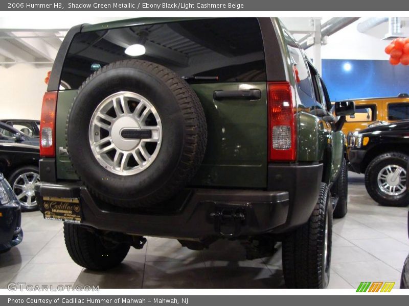 Shadow Green Metallic / Ebony Black/Light Cashmere Beige 2006 Hummer H3