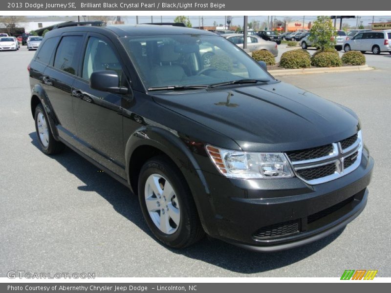 Brilliant Black Crystal Pearl / Black/Light Frost Beige 2013 Dodge Journey SE