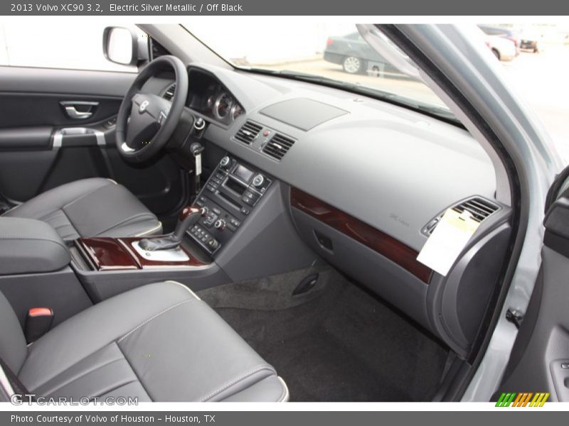 Electric Silver Metallic / Off Black 2013 Volvo XC90 3.2