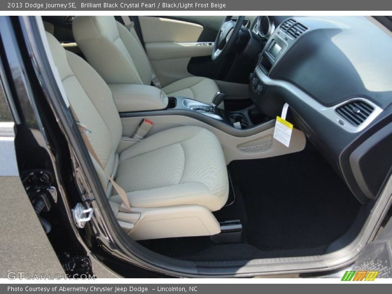 Brilliant Black Crystal Pearl / Black/Light Frost Beige 2013 Dodge Journey SE
