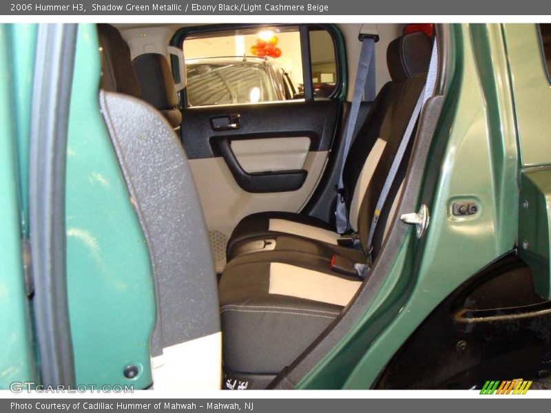 Shadow Green Metallic / Ebony Black/Light Cashmere Beige 2006 Hummer H3