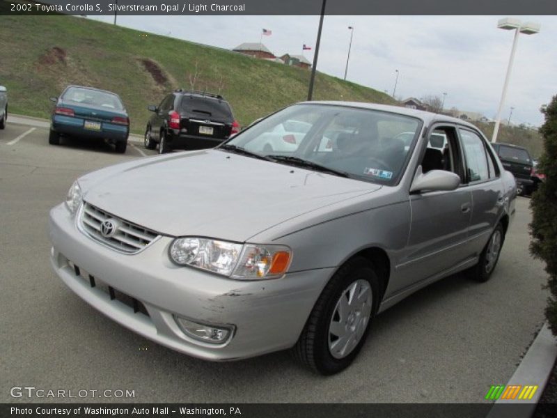 Front 3/4 View of 2002 Corolla S