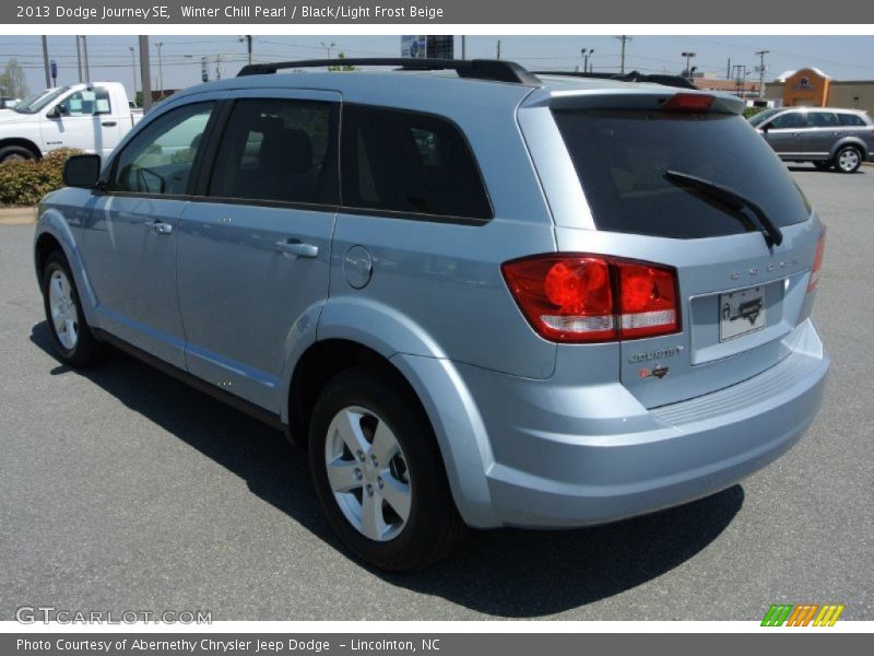 Winter Chill Pearl / Black/Light Frost Beige 2013 Dodge Journey SE