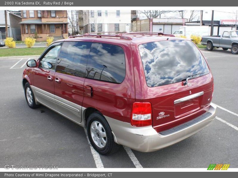 Ruby Red / Beige 2003 Kia Sedona EX