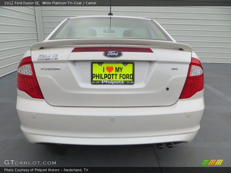 White Platinum Tri-Coat / Camel 2012 Ford Fusion SE