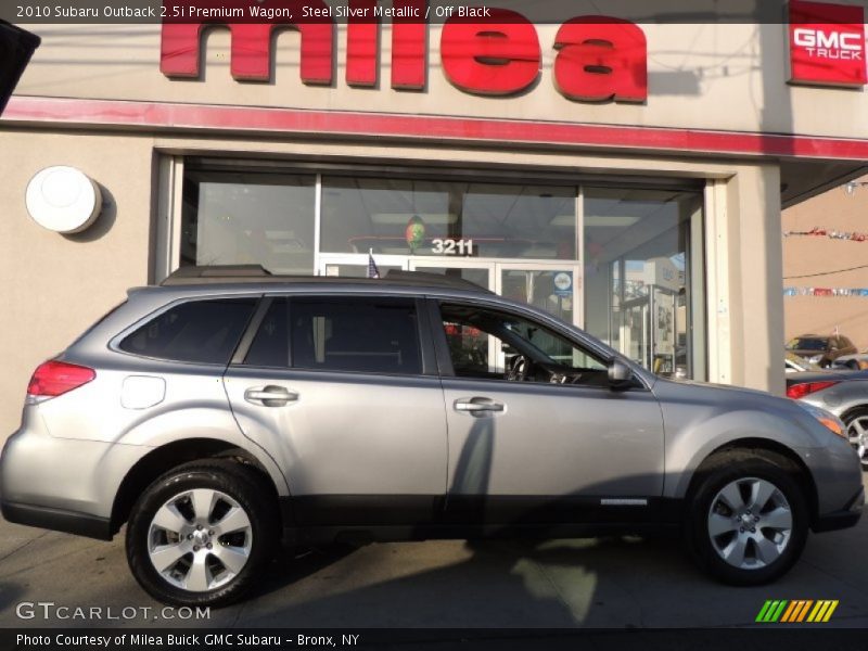 Steel Silver Metallic / Off Black 2010 Subaru Outback 2.5i Premium Wagon