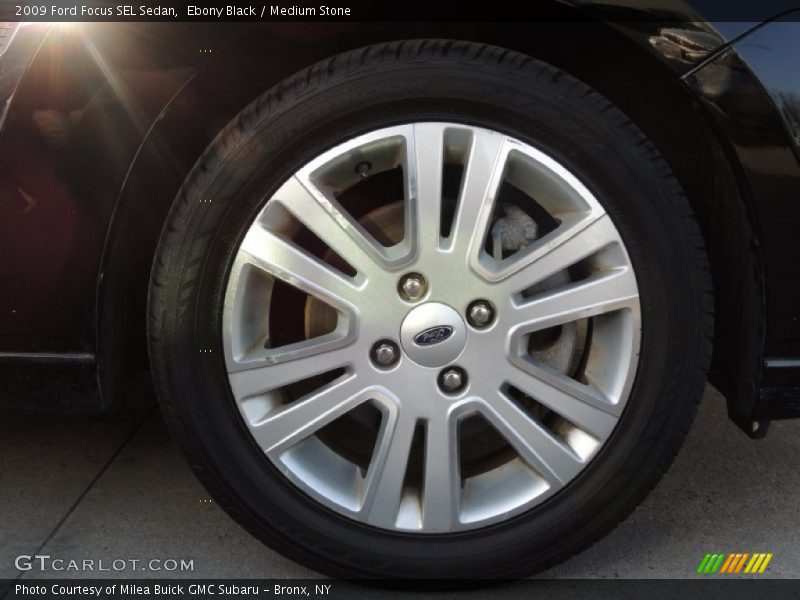  2009 Focus SEL Sedan Wheel