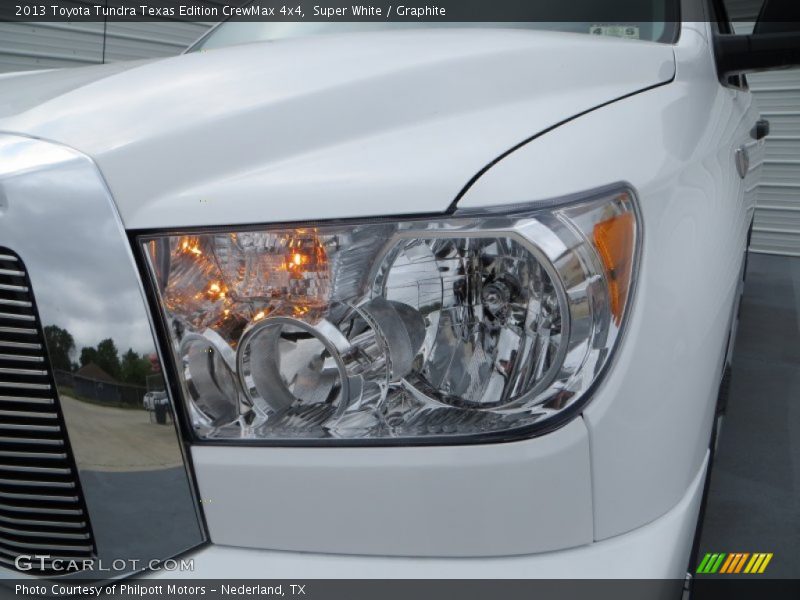 Super White / Graphite 2013 Toyota Tundra Texas Edition CrewMax 4x4