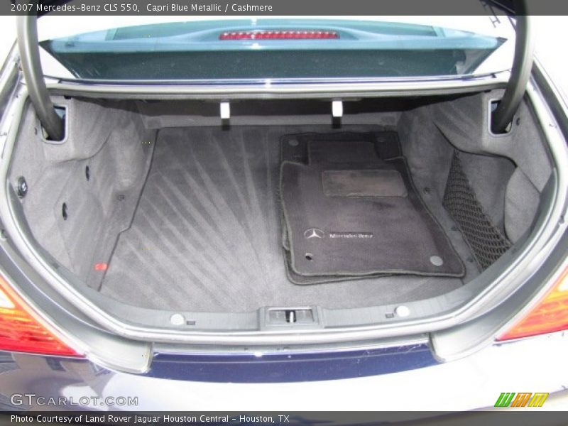  2007 CLS 550 Trunk