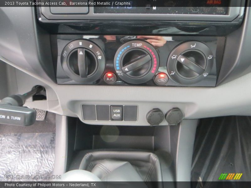 Barcelona Red Metallic / Graphite 2013 Toyota Tacoma Access Cab