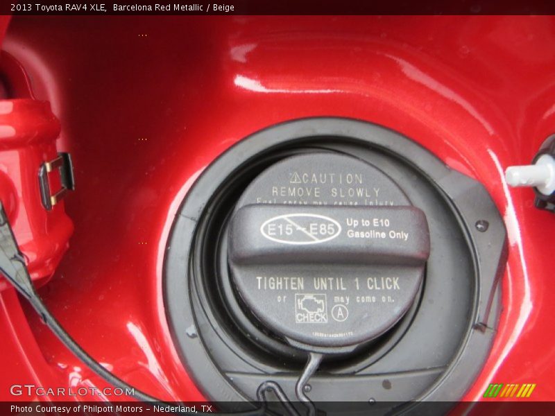 Barcelona Red Metallic / Beige 2013 Toyota RAV4 XLE