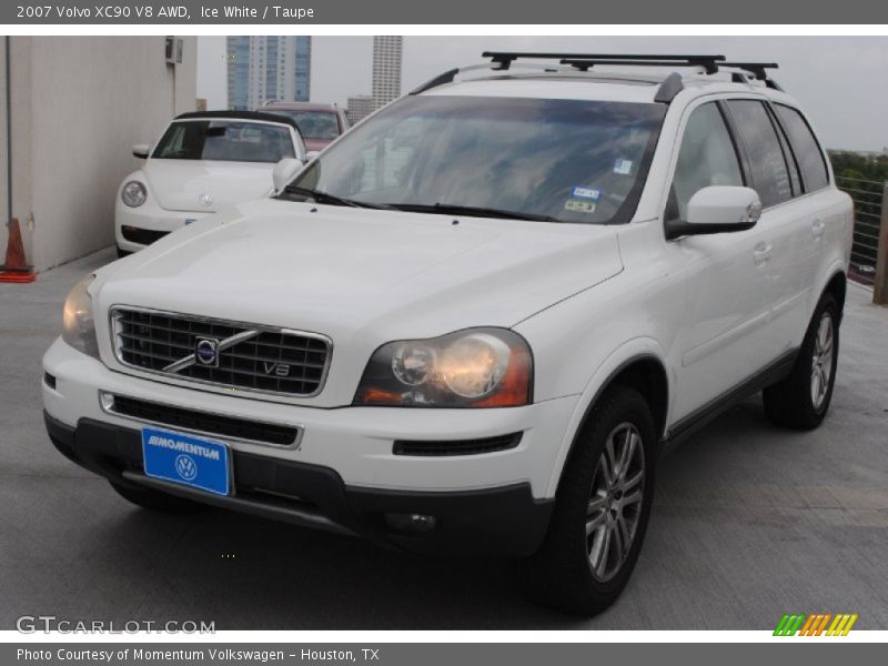 Ice White / Taupe 2007 Volvo XC90 V8 AWD