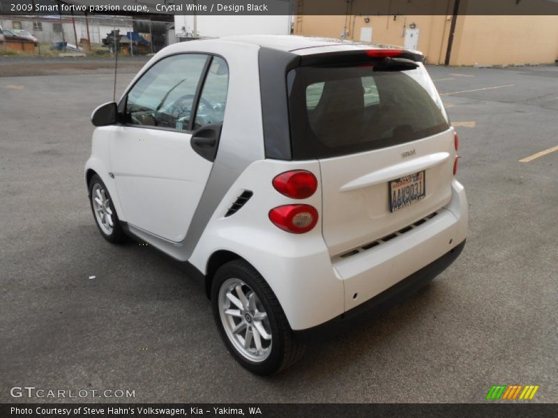 Crystal White / Design Black 2009 Smart fortwo passion coupe