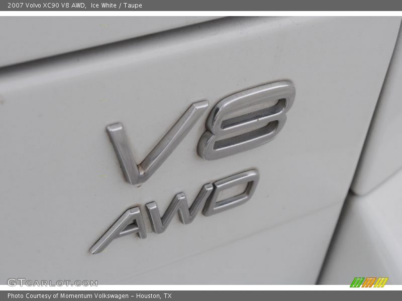 Ice White / Taupe 2007 Volvo XC90 V8 AWD