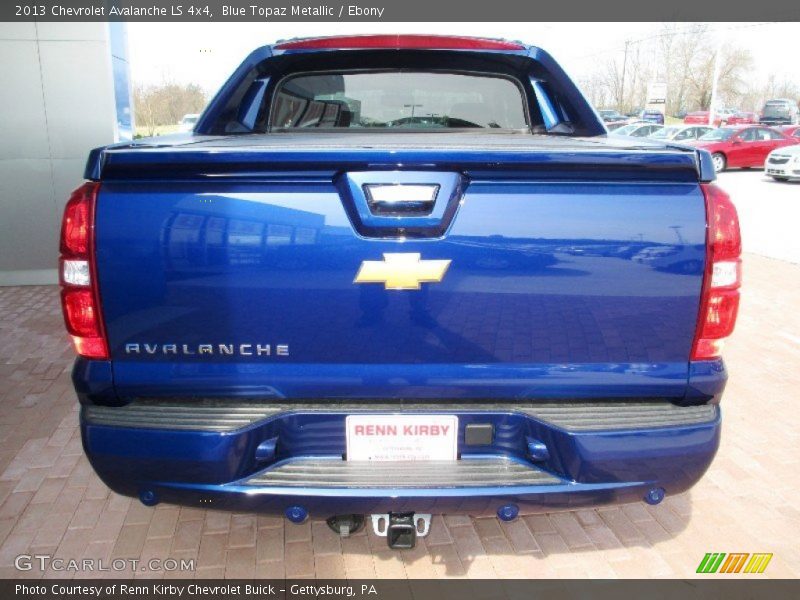 Blue Topaz Metallic / Ebony 2013 Chevrolet Avalanche LS 4x4