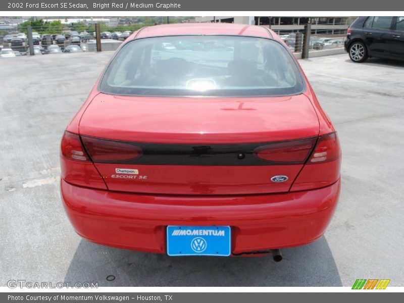 Bright Red / Medium Graphite 2002 Ford Escort SE Sedan