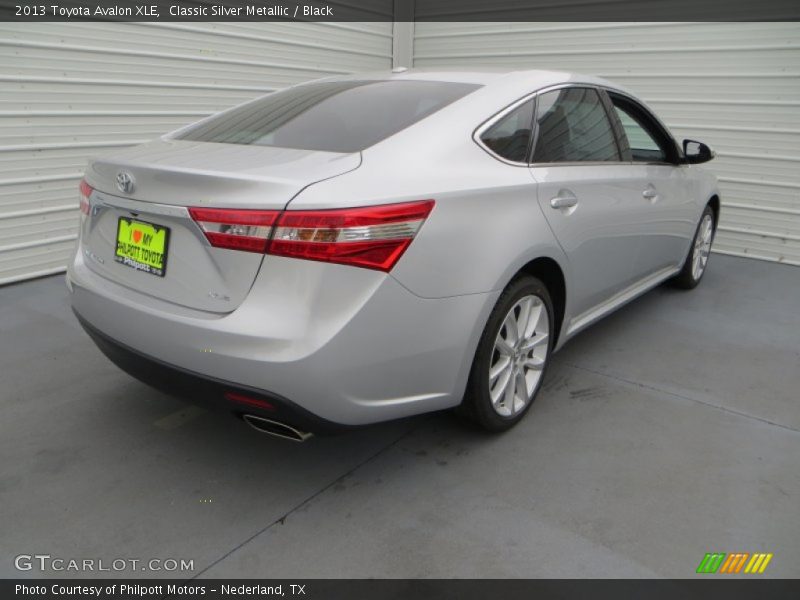 Classic Silver Metallic / Black 2013 Toyota Avalon XLE