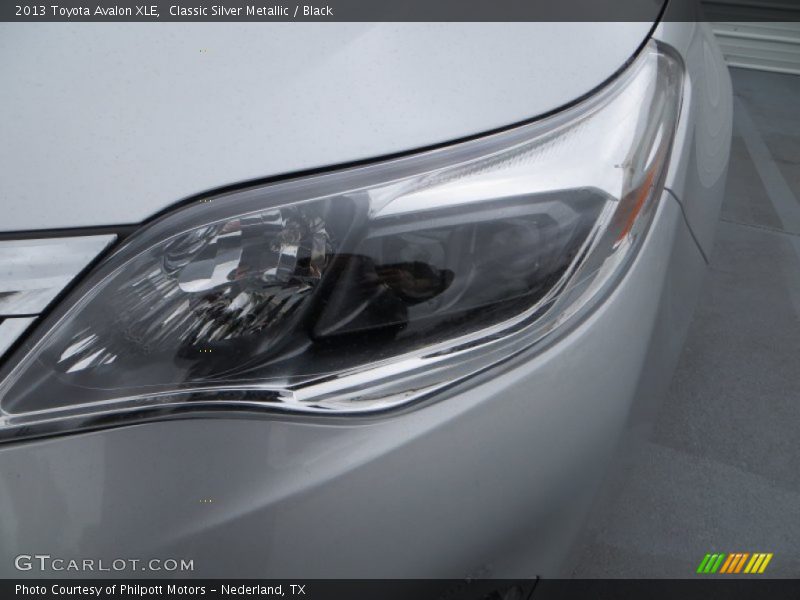 Classic Silver Metallic / Black 2013 Toyota Avalon XLE