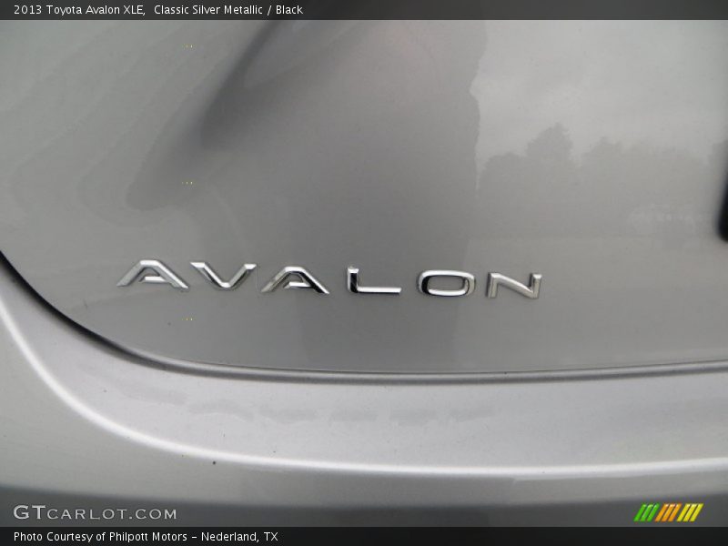 Classic Silver Metallic / Black 2013 Toyota Avalon XLE